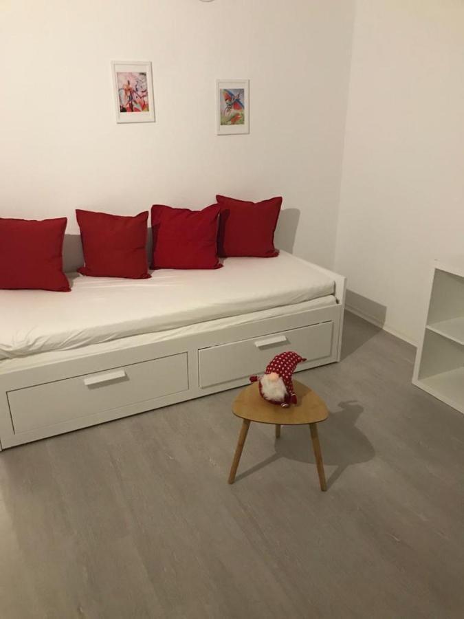 Haus Astenblick In Winterberg Fuer Bis Zu 35 Personen Fuer Wanderveranstaltungen Und Familienfeiern 외부 사진