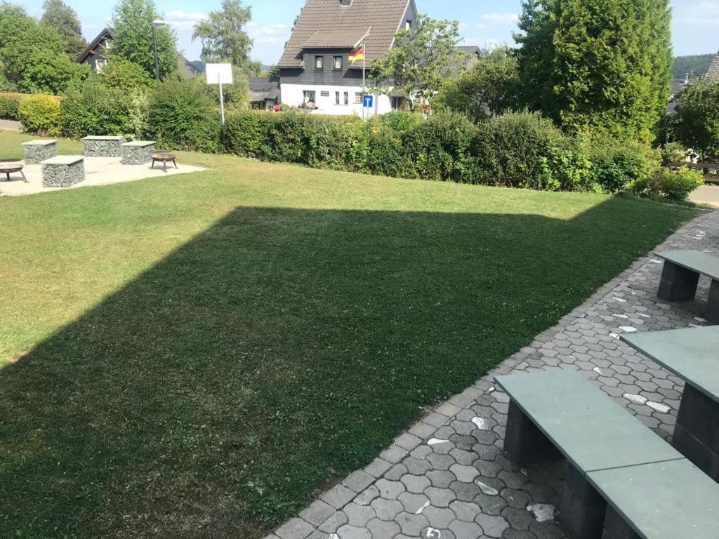 Haus Astenblick In Winterberg Fuer Bis Zu 35 Personen Fuer Wanderveranstaltungen Und Familienfeiern 외부 사진