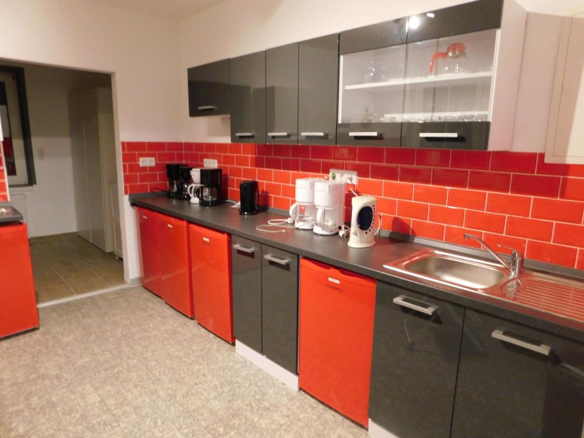 Haus Astenblick In Winterberg Fuer Bis Zu 35 Personen Fuer Wanderveranstaltungen Und Familienfeiern 외부 사진