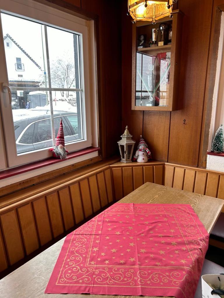 Haus Astenblick In Winterberg Fuer Bis Zu 35 Personen Fuer Wanderveranstaltungen Und Familienfeiern 외부 사진
