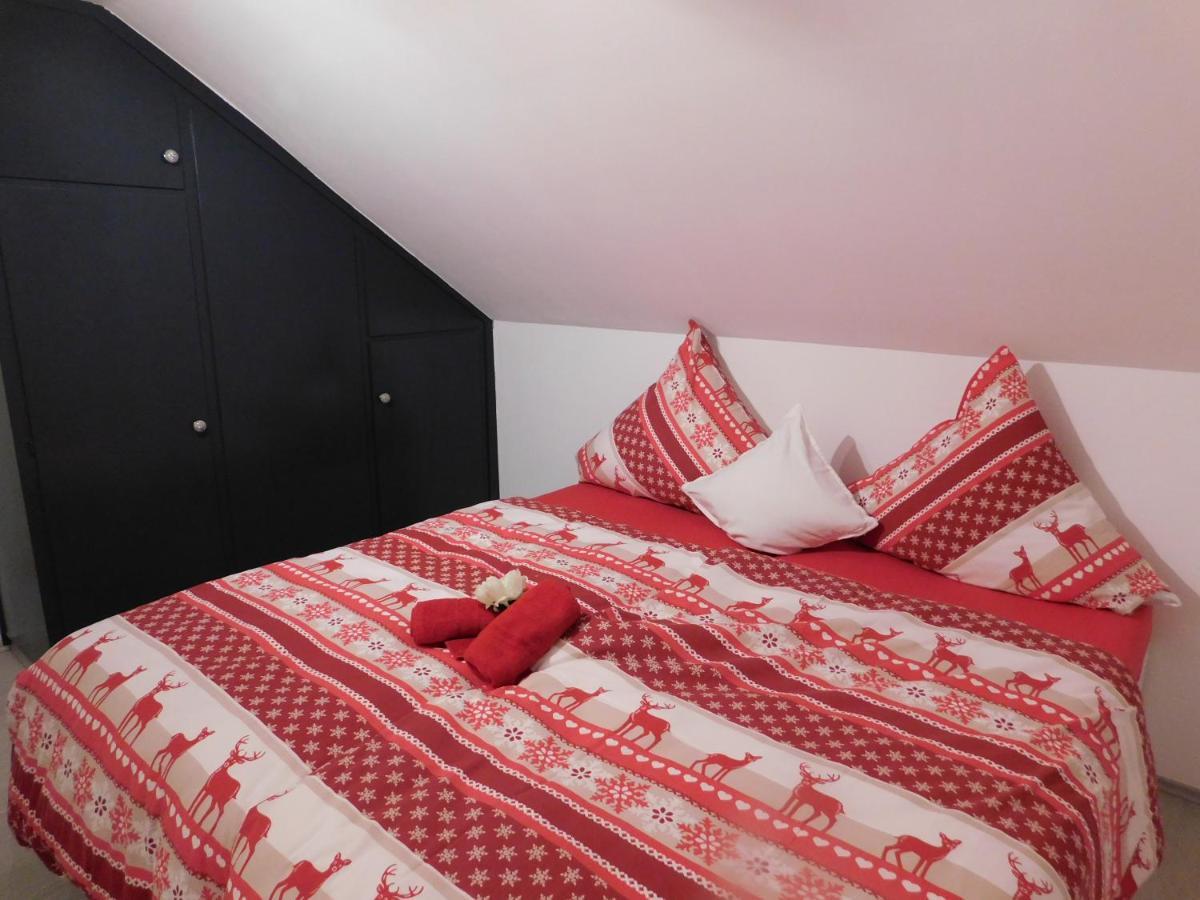 Haus Astenblick In Winterberg Fuer Bis Zu 35 Personen Fuer Wanderveranstaltungen Und Familienfeiern 외부 사진